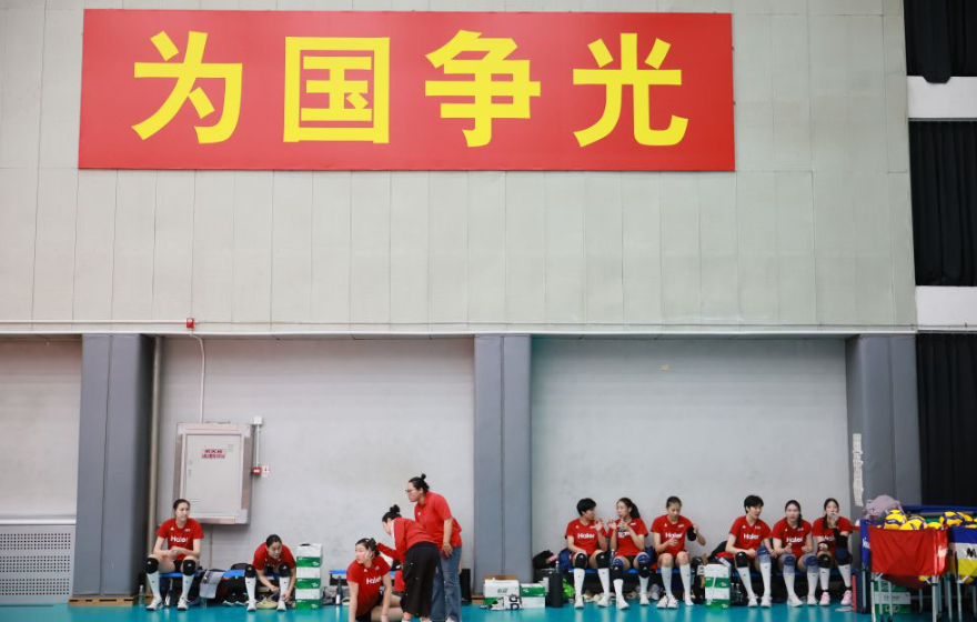 体验新万博体育官网网站的实时竞技